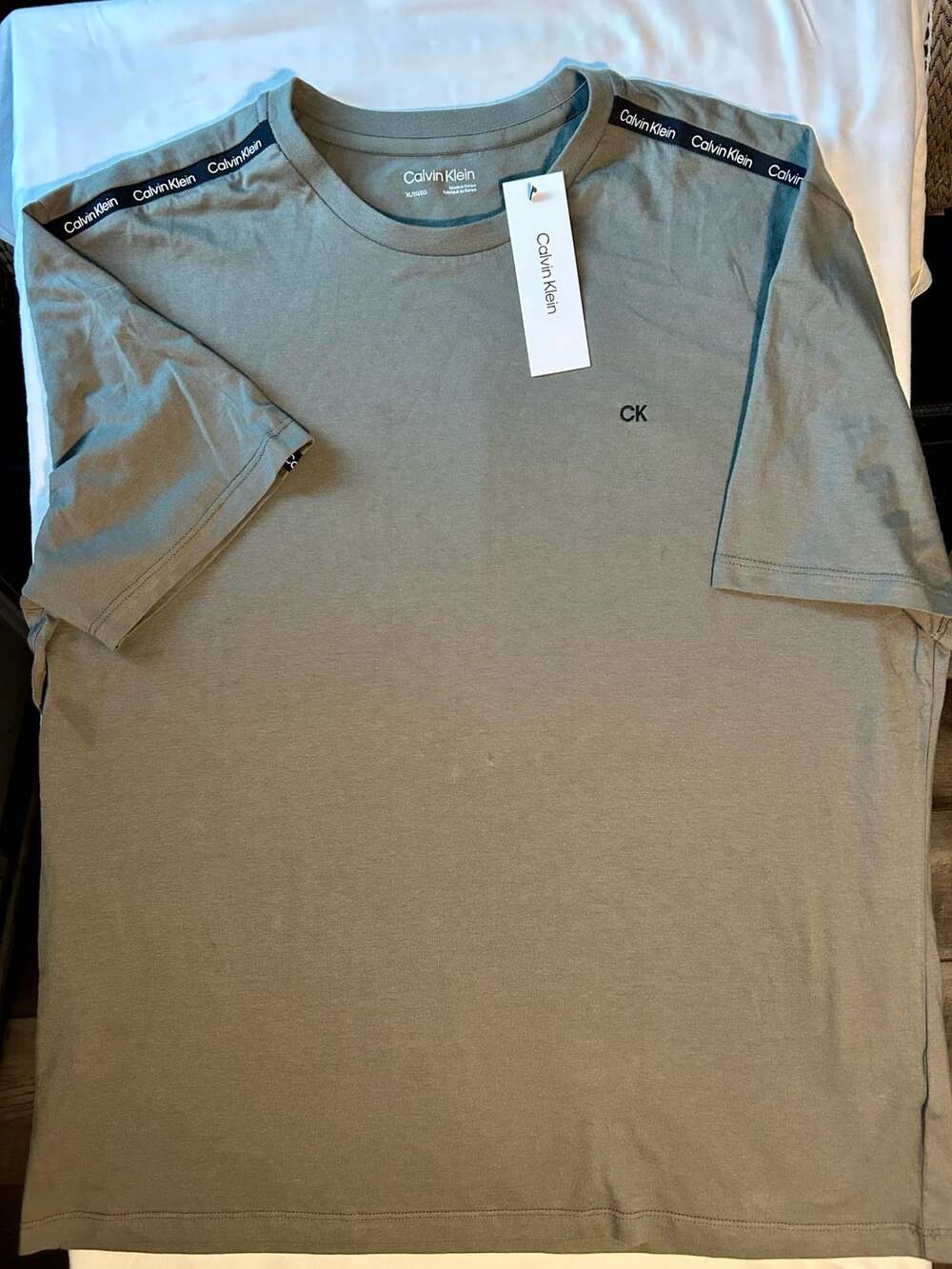 Calvin Klein Logo Tape T-Shirt XL Olive Green Crew Neck New